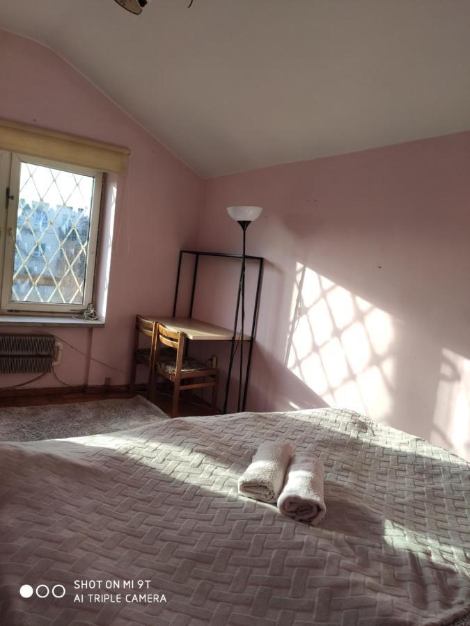 Popularna Guest Home Warsaw Ngoại thất bức ảnh