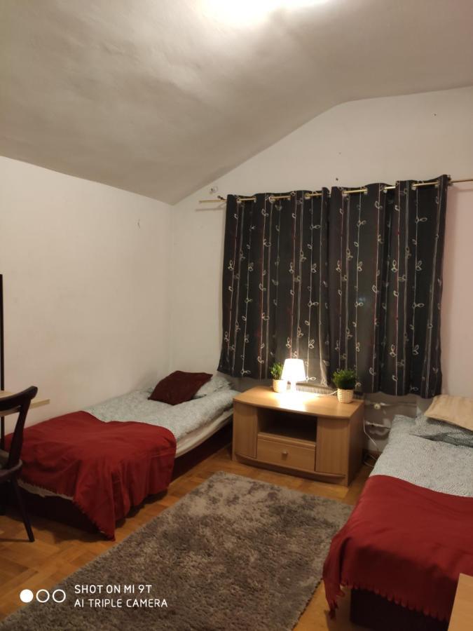 Popularna Guest Home Warsaw Ngoại thất bức ảnh