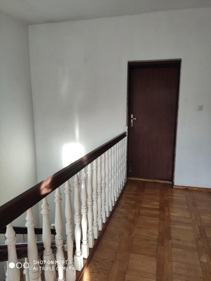 Popularna Guest Home Warsaw Ngoại thất bức ảnh